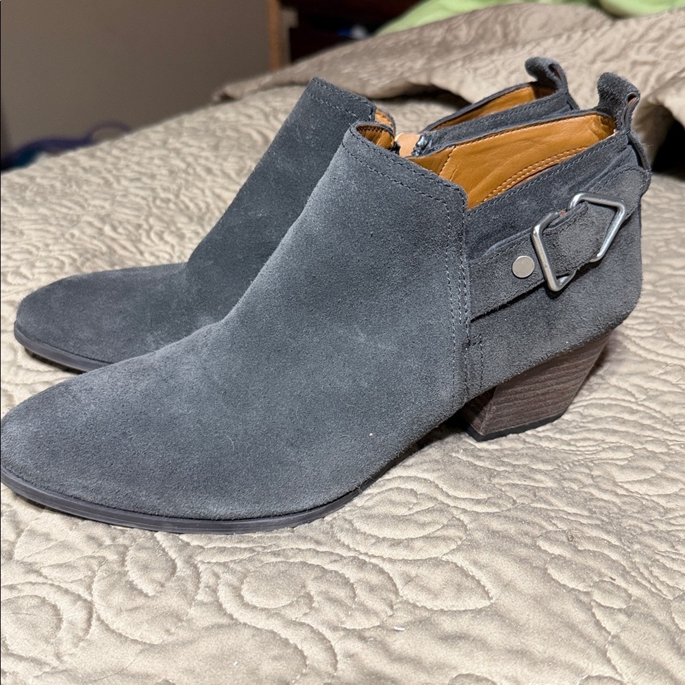 Franco Sarto Gray Suede Western Short Ankle Booties size 8
